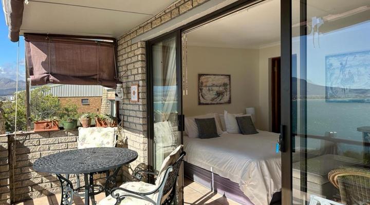 Artists Cottages Gordon's Bay