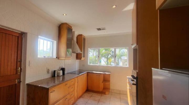 La Lucia Beach Villas - 3 The Promenade