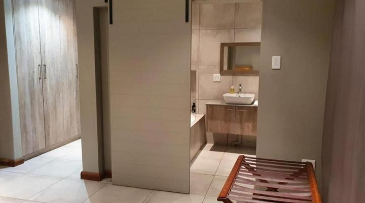 42@ Ditholo Game Lodge