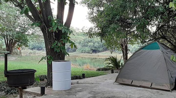 Namwi Island Lodge & Camping