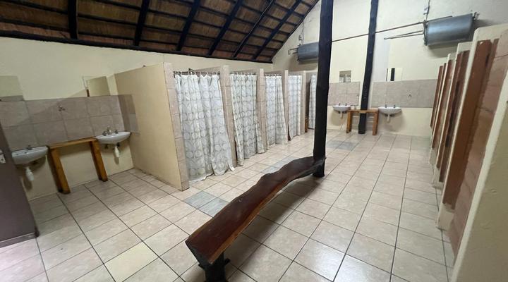 Namwi Island Lodge & Camping