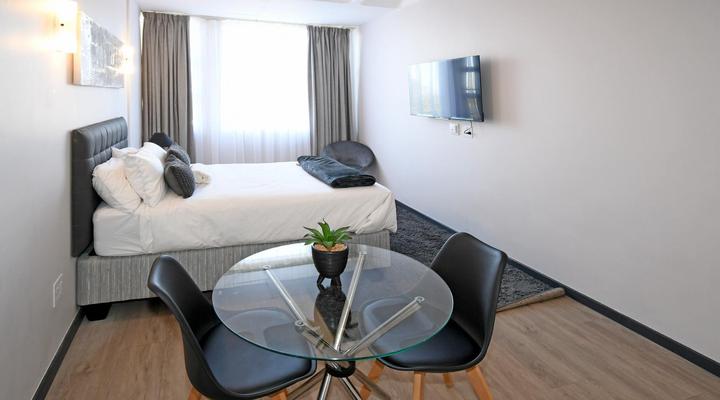 The Solo - 409 and 411