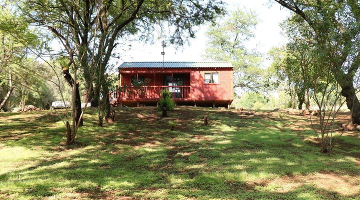 Red Cliff Lodge – Off-Grid Self Catering Eco Retreat