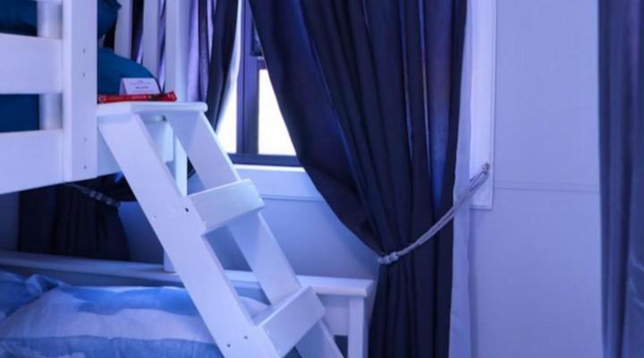 Red Cliff Lodge – Off-Grid Self Catering Eco Retreat