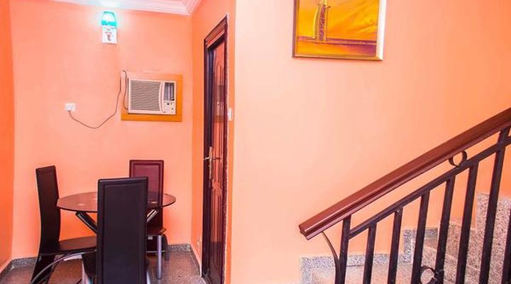 Keves Inn and Suites Ltd