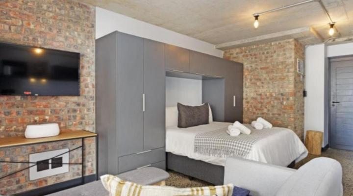 The Manhattan on Coral