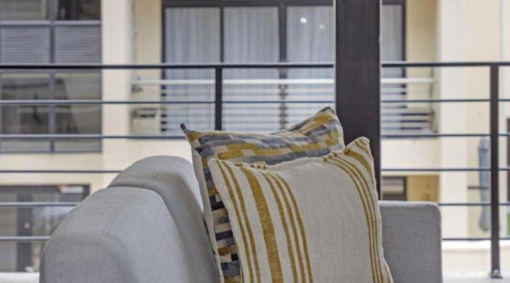 The Manhattan on Coral