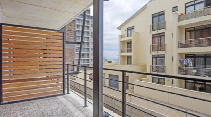 The Manhattan on Coral