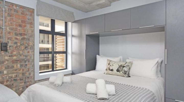 The Manhattan on Coral