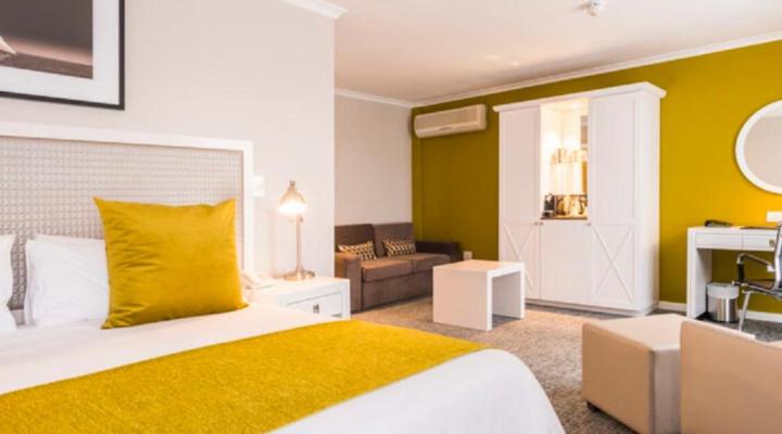 Simon’s Town Quayside Hotel