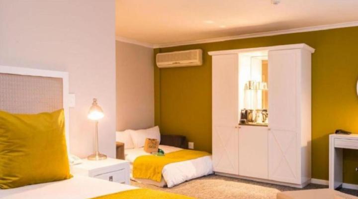 Simon’s Town Quayside Hotel