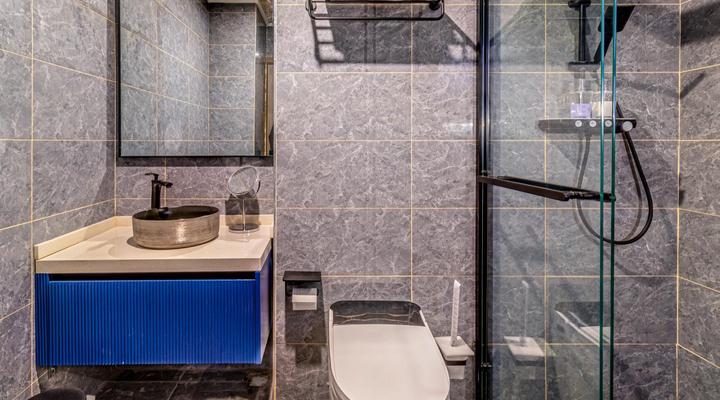 Kravit Premier Suites