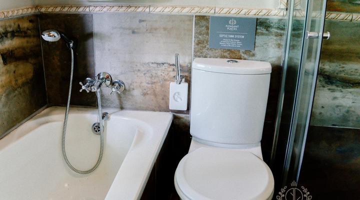 Pleasant Places By Sanaandi