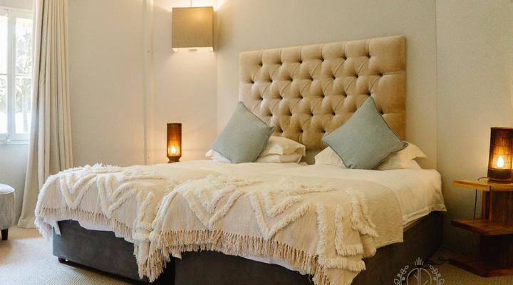 Pleasant Places By Sanaandi