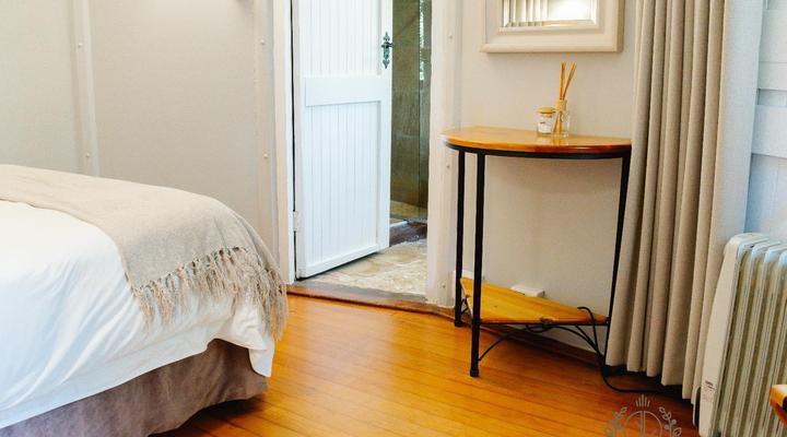 Pleasant Places By Sanaandi