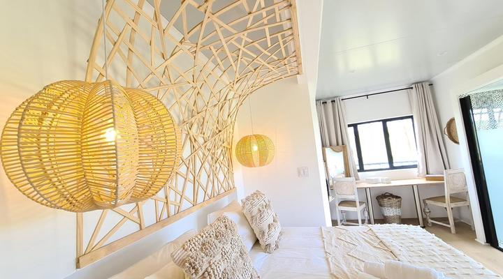 Buff and Fellow Eco Cabins