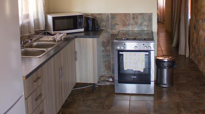 Thabaledi Game Lodge