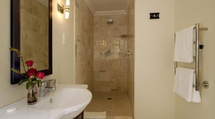 Albarosa Guest House