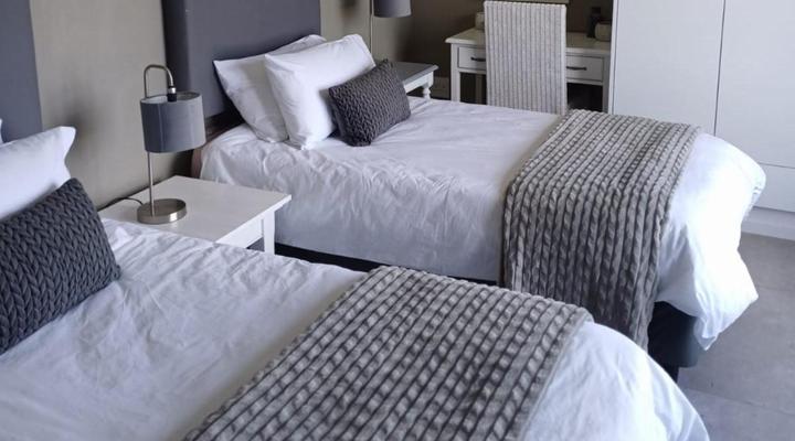 Pinnacle Point Units