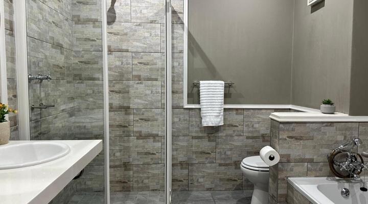 Pinnacle Point Units