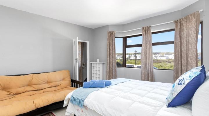 Weaver Manor On Calypso