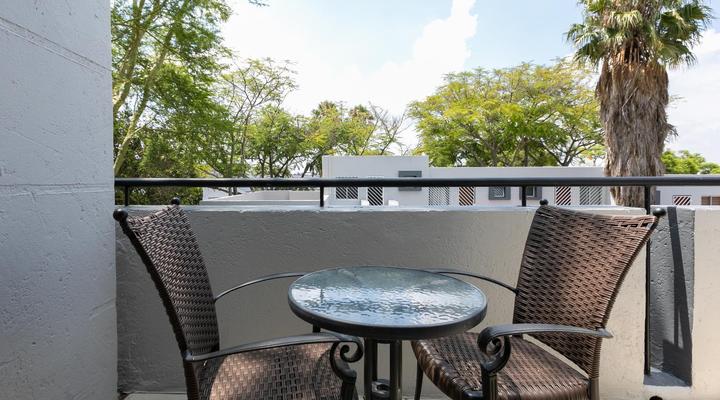 RAD STAYS - 60 Westpoint 89 Grayston