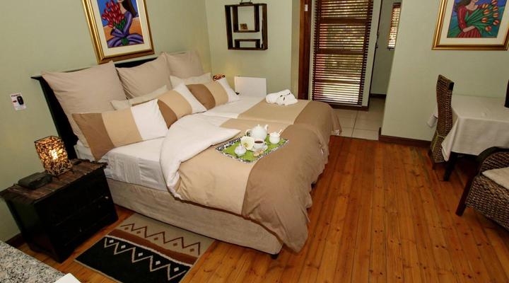 Summer Garden Guest House (The Palms)