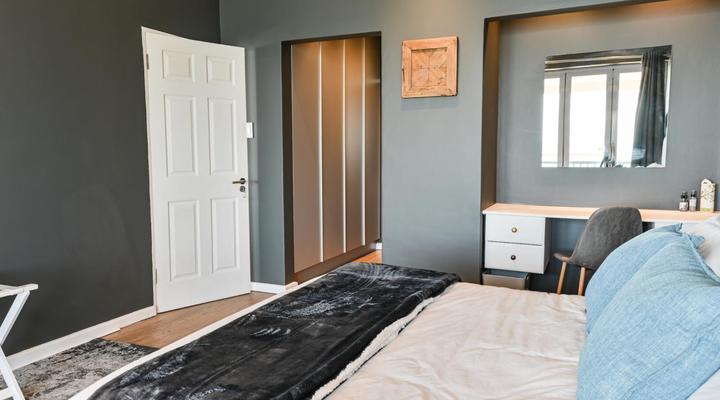 No 3 11th Avenue Summerstrand House