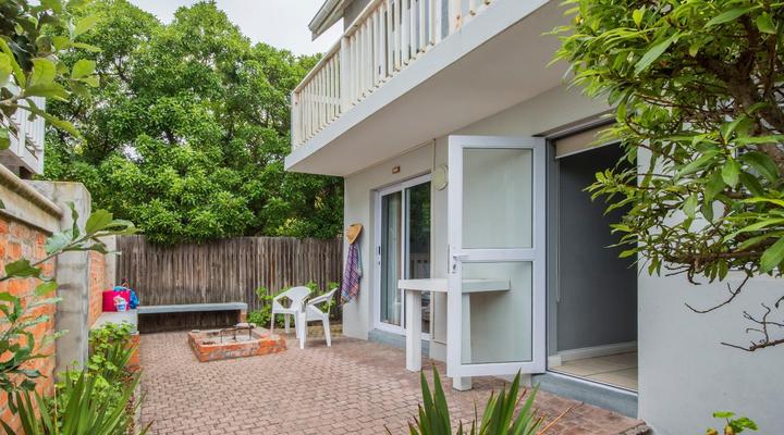 Cape St Francis Collection