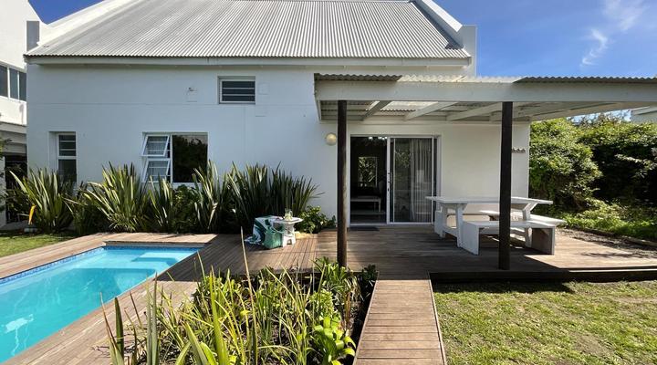 Cape St Francis Collection