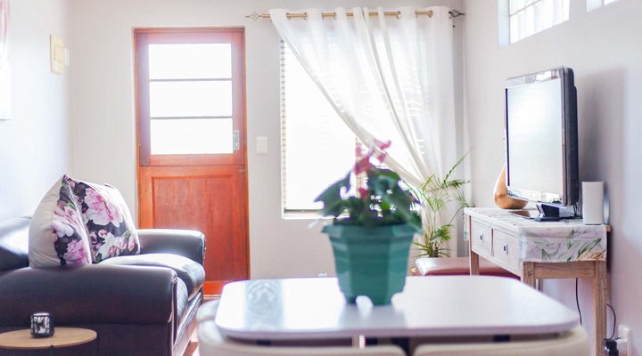 Julina's Guest House