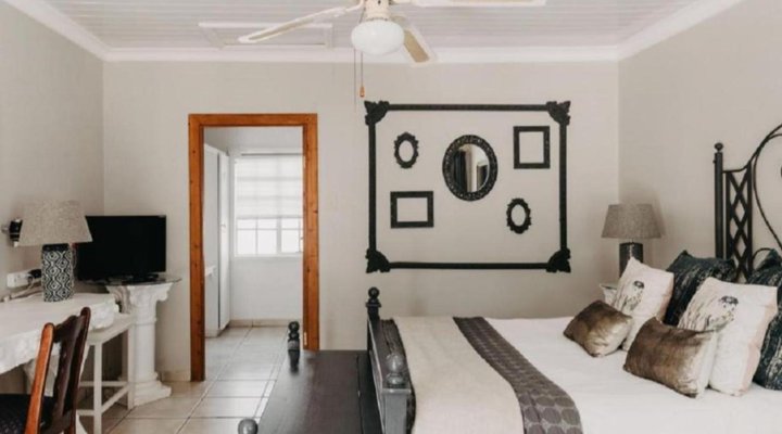 Arcadia Guesthouse & Restaurant