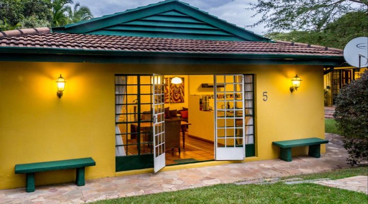 Jacana Gardens Guest Lodge