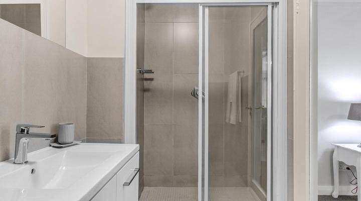 UniqueStay Century City Apartment