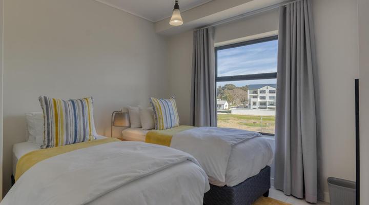 UniqueStay Paardevlei Square 2 Bedroom Apartment