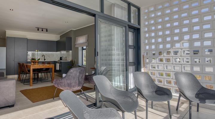 UniqueStay Paardevlei Square 2 Bedroom Apartment