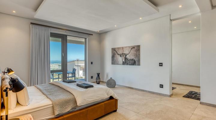 UniqueStay Paardevlei Square 2 Bedroom Apartment