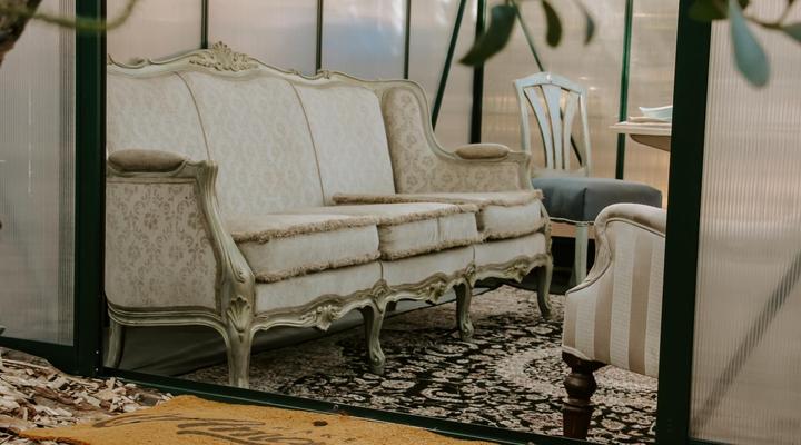 Treedom Villas and Vardos