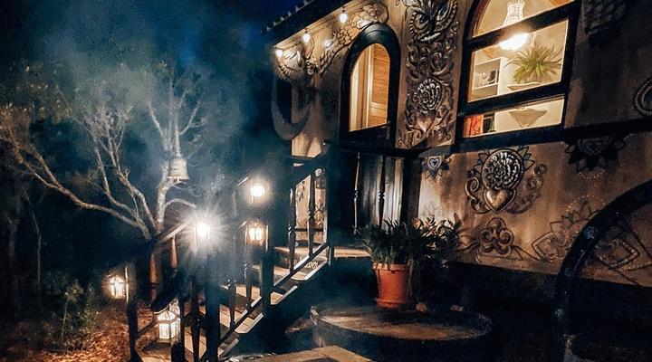 Treedom Villas and Vardos