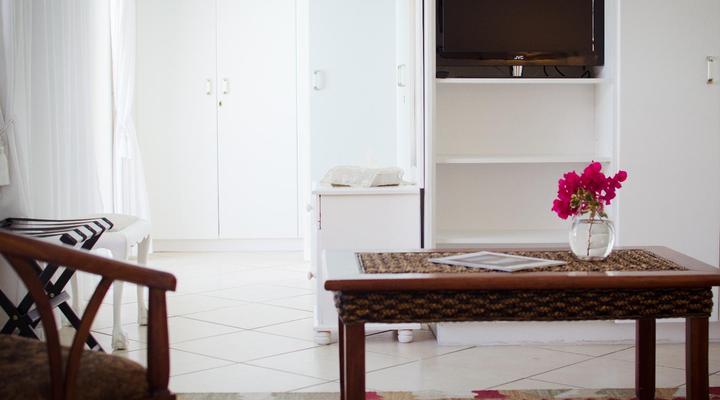 Paradiso Guesthouse and Self-catering Cottage