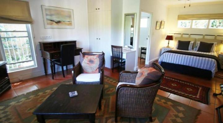 Paradiso Guesthouse and Self-catering Cottage