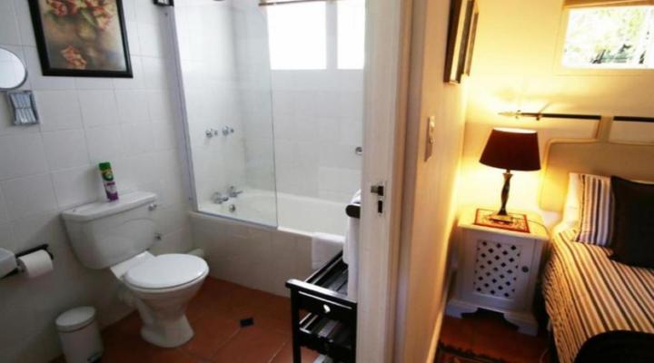 Paradiso Guesthouse and Self-catering Cottage