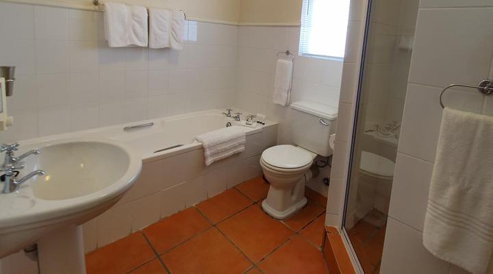 Paradiso Guesthouse and Self-catering Cottage