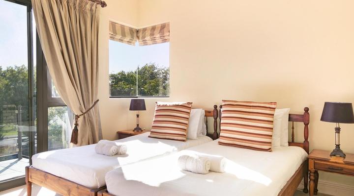 Trengove Manor by HostAgents