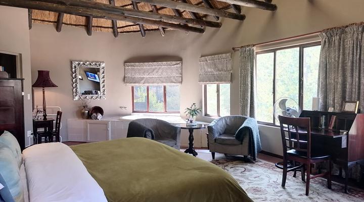 Hawklee Country House