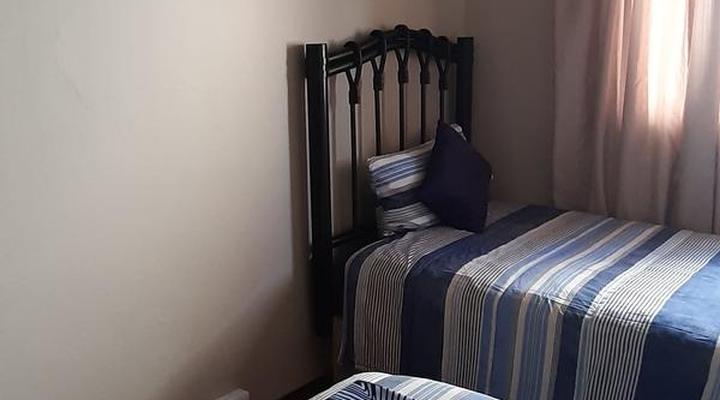 Roos Getaway Apartments