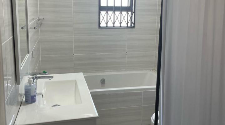 Vee and Tee Guest House