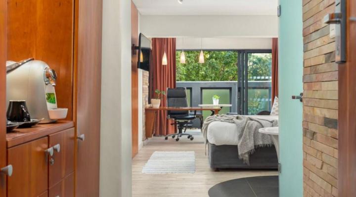 NEIGHBOURGOOD EAST CITY