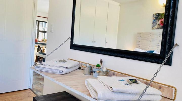 31 on Seaview Self Catering, Yzerfontein