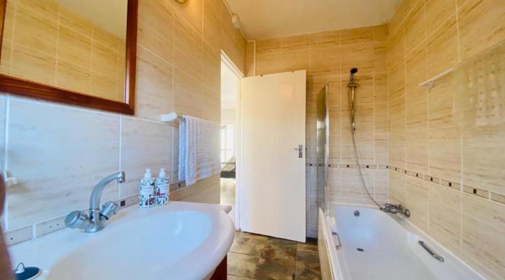 31 on Seaview Self Catering, Yzerfontein